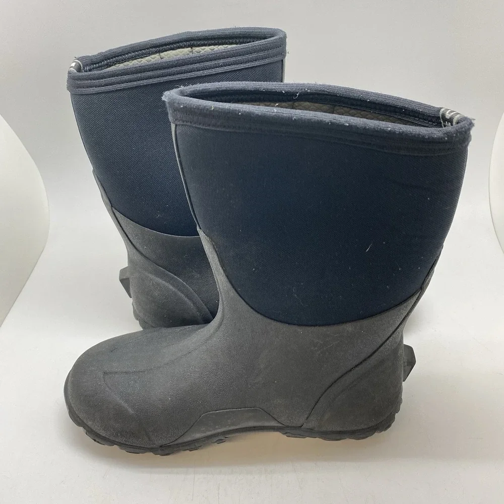 BOGS Classic Mid Calf Boots Mens 8 Black WP Snow Boot Workwear Shoes 61142-001